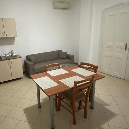 Appartement Apartament Piata Victoriei Timişoara Extérieur photo